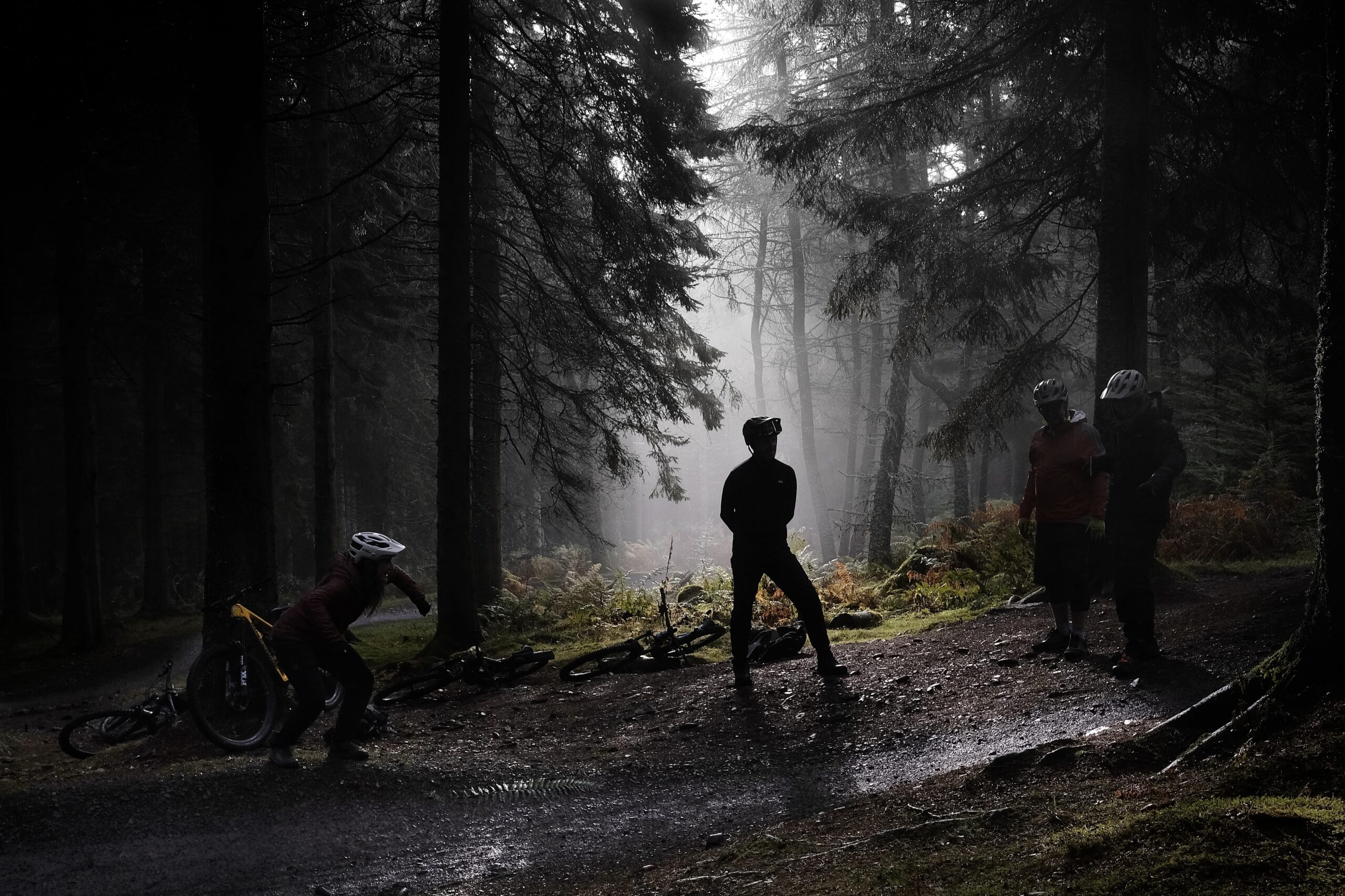 Dirtschool Glentress cornering